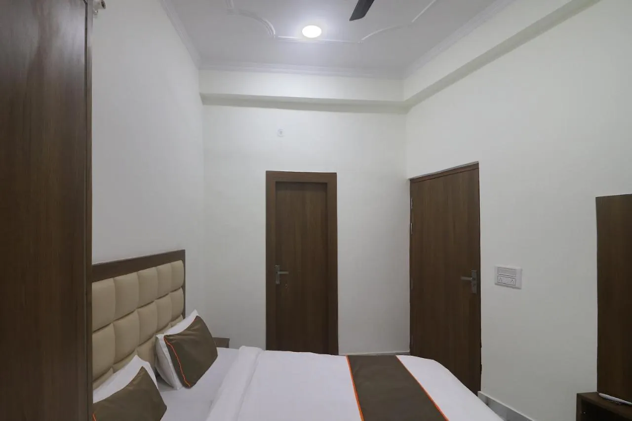 Collection O Hotel Shailly Inn Star Agra  India