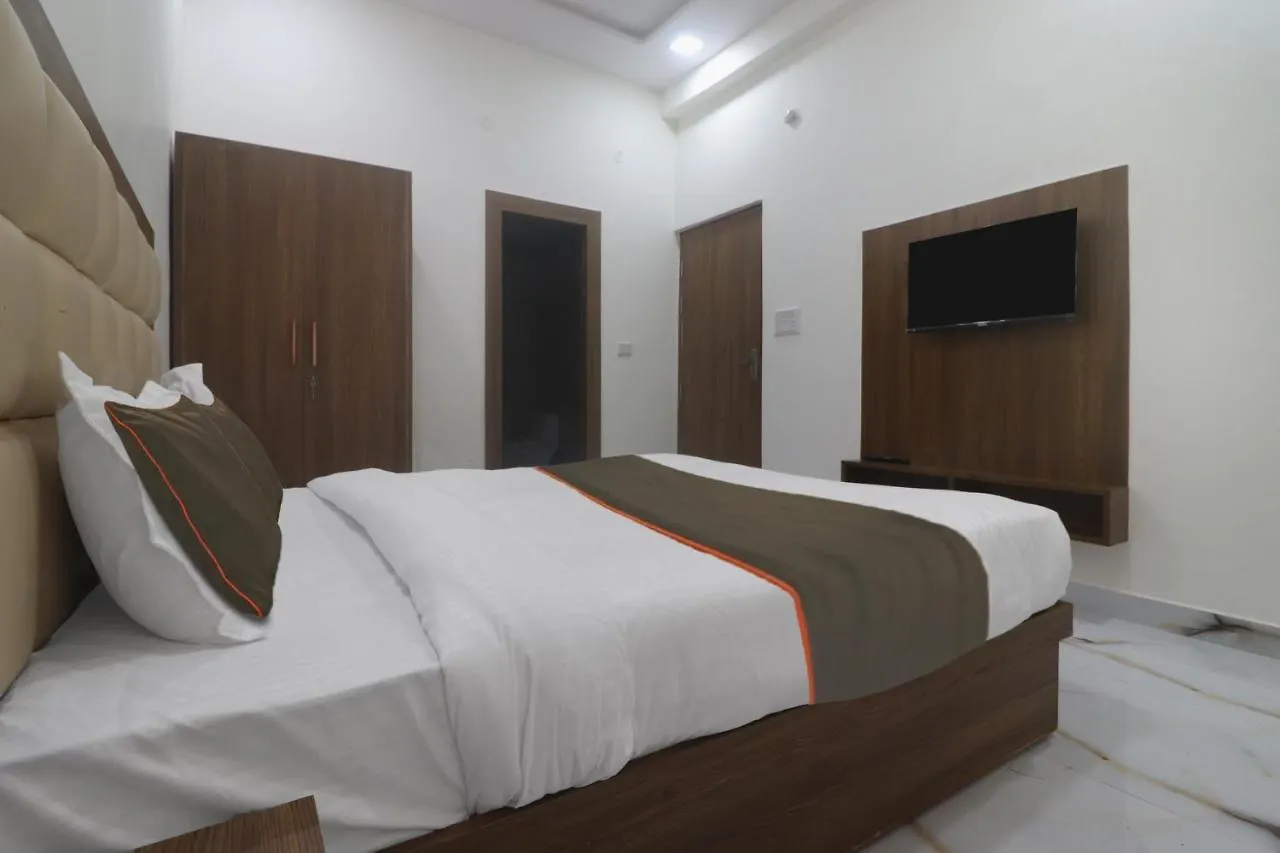 Collection O Hotel Shailly Inn Star Agra  Agra (Uttar Pradesh)